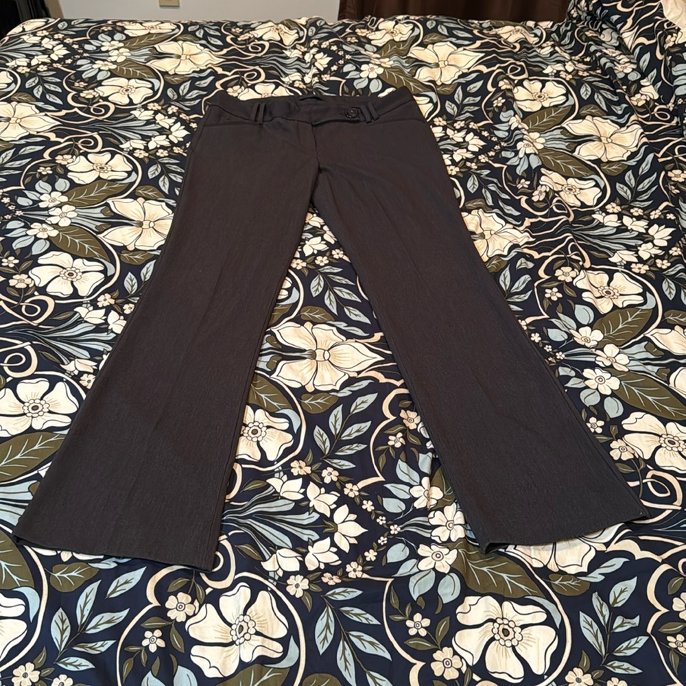 Limited Studio 400 Drew Fit dark gray dress pants- Size 12L.